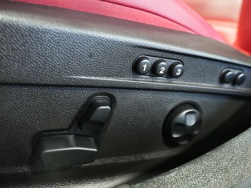 Used 2022 Alfa Romeo Giulia Veloce image 21