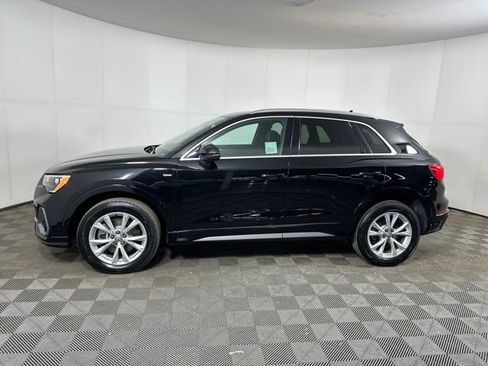 Used 2022 Audi Q3 2.0T Premium w/ Convenience Package image 6