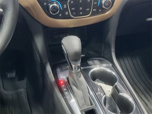 Certified 2023 Chevrolet Equinox Premier image 24