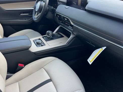 New 2026 MAZDA CX-90 Plug-In Hybrid w/Premium Sport AWD/4WD image 19