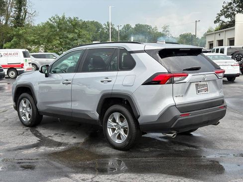 Used 2025 Toyota RAV4 XLE AWD/4WD image 28