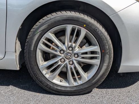 Used 2017 Toyota Camry SE FWD image 11