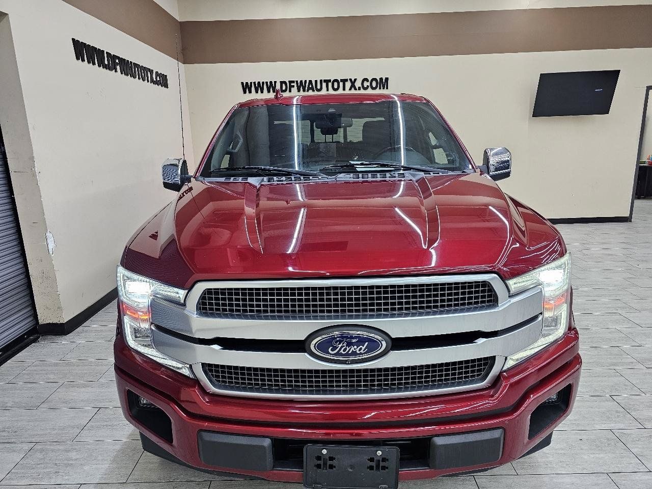 Used 2018 Ford F150 Platinum w/ Equipment Group 701A Luxury RWD image 4