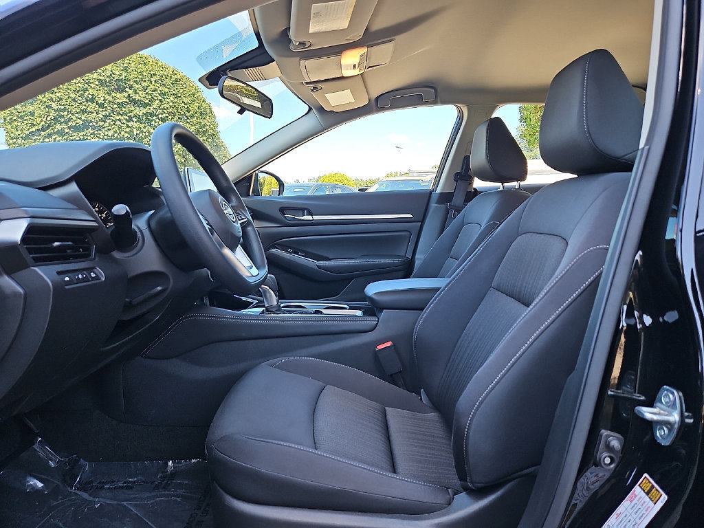 Certified 2023 Nissan Altima 2.5 SV FWD image 15