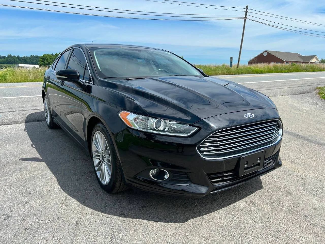 Used 2016 Ford Fusion SE w/ Equipment Group 202A AWD/4WD image 4