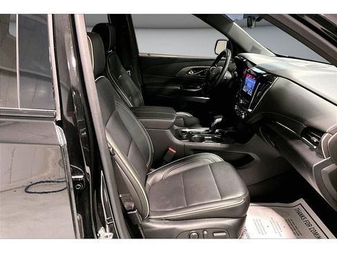 Used 2023 Chevrolet Traverse Premier w/ Redline Edition AWD/4WD image 8