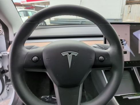 Used 2020 Tesla Model 3 Long Range AWD/4WD image 20