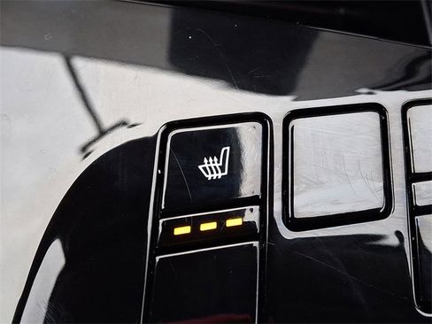 Certified 2024 Kia Sportage EX image 24