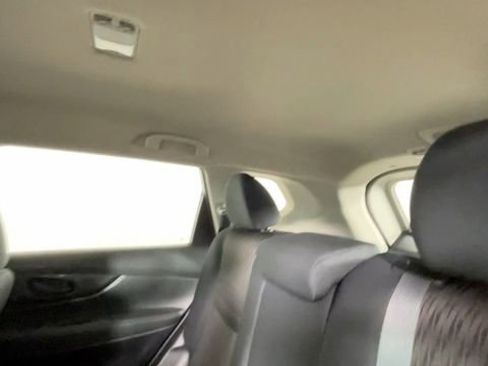Used 2020 Nissan Rogue S AWD/4WD image 20