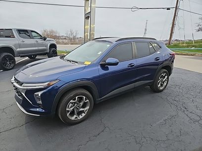 Used 2024 Chevrolet Trax LT w/ Driver Confidence Package