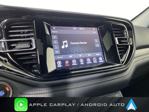 Used 2024 Dodge Durango SXT image 4