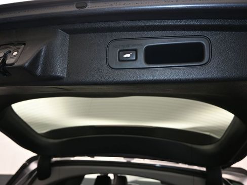 Certified 2022 Honda Odyssey Touring image 34