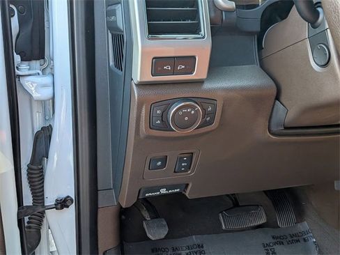 Used 2022 Ford F250 King Ranch w/ King Ranch Ultimate Package image 15