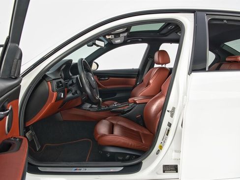 Used 2011 BMW M3 Sedan RWD image 19