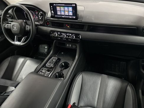 Used 2023 Honda Pilot EX-L image 11