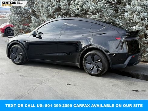Used 2026 Tesla Model Y Long Range image 5