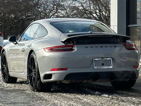 Used 2018 Porsche 911 Carrera image 8