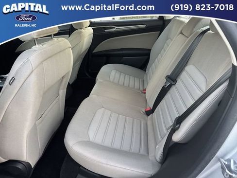 Used 2018 Ford Fusion S image 16