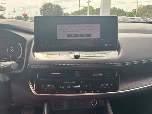 Used 2024 Nissan Rogue Platinum w/ Platinum Premium Package FWD image 25