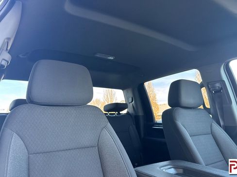 Used 2024 Chevrolet Silverado 3500 LT image 18