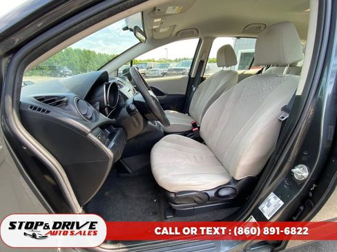 Used 2012 MAZDA MAZDA5 Sport image 15
