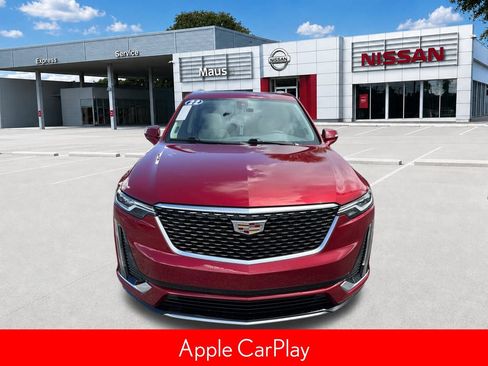 Used 2022 Cadillac XT6 Premium Luxury FWD image 3