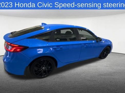Used 2023 Honda Civic Sport image 8