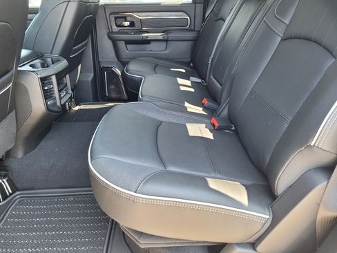 New 2025 RAM 3500 Limited image 12