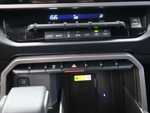 Used 2025 Toyota Tundra SR5 image 9