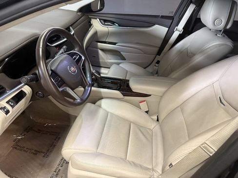 Used 2013 Cadillac XTS FWD image 3