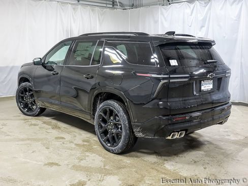 New 2026 Chevrolet Traverse RS w/ LPO, Floor Liner Package image 8
