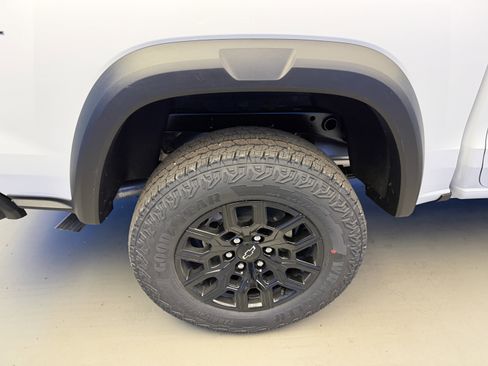 New 2026 Chevrolet Colorado Trail Boss AWD/4WD image 8