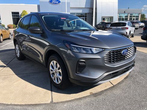 Used 2025 Ford Escape Active w/ Tech Pack #1 image 7