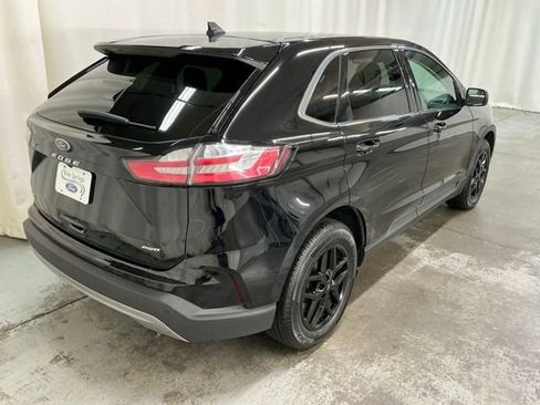 Used 2024 Ford Edge SEL AWD/4WD image 3