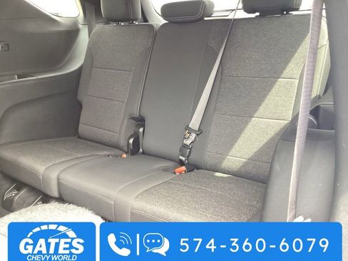 Used 2024 Chevrolet Traverse LT AWD/4WD image 16