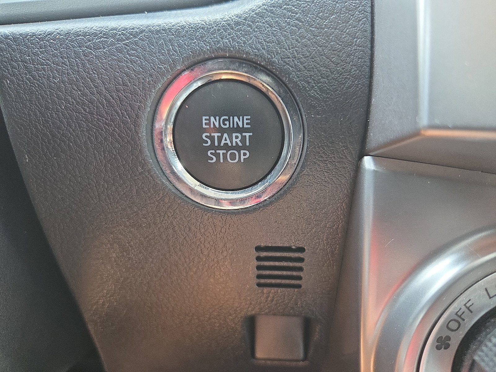 Used 2023 Toyota 4Runner SR5 AWD/4WD image 20