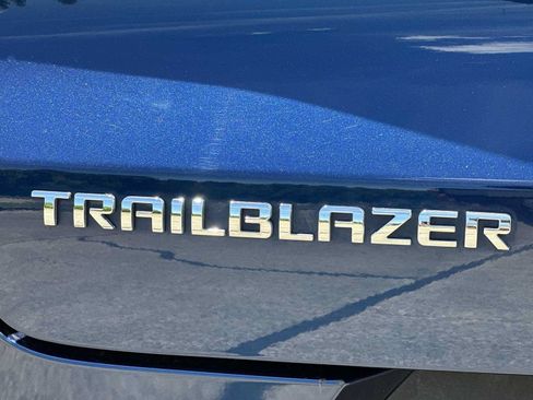 Certified 2023 Chevrolet TrailBlazer LT FWD image 11