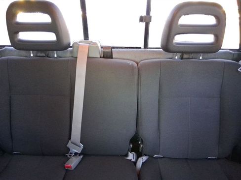 Used 2007 Mitsubishi Raider LS image 16