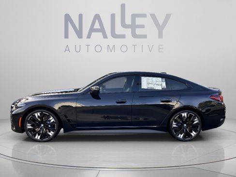 Used 2026 BMW M440i w/ Premium Package RWD image 2