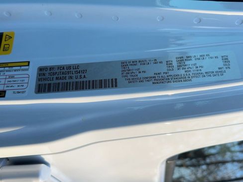 New 2026 Jeep Gladiator Sport image 19