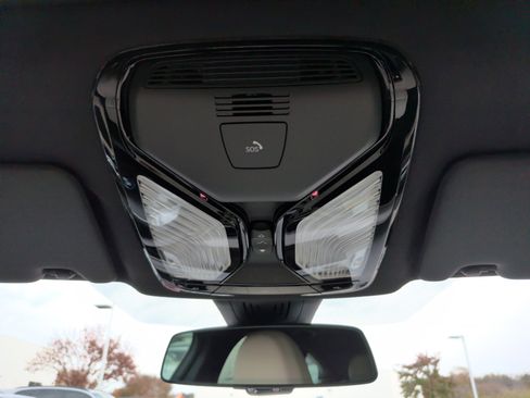 Used 2025 BMW i4 xDrive40i w/ Premium Package AWD/4WD image 30