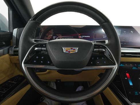 Used 2026 Cadillac Escalade Sport w/ Touring Package RWD image 19