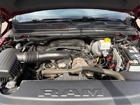 Used 2019 RAM 1500 Laramie w/ Sport Appearance Package AWD/4WD image 7