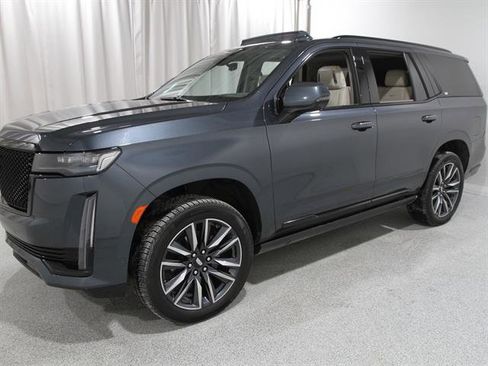 Used 2021 Cadillac Escalade Sport Platinum image 3