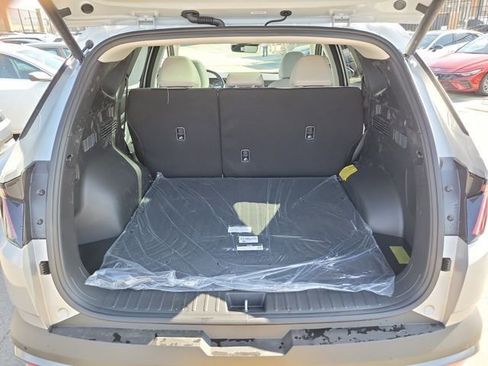 New 2026 Hyundai Tucson Limited image 23