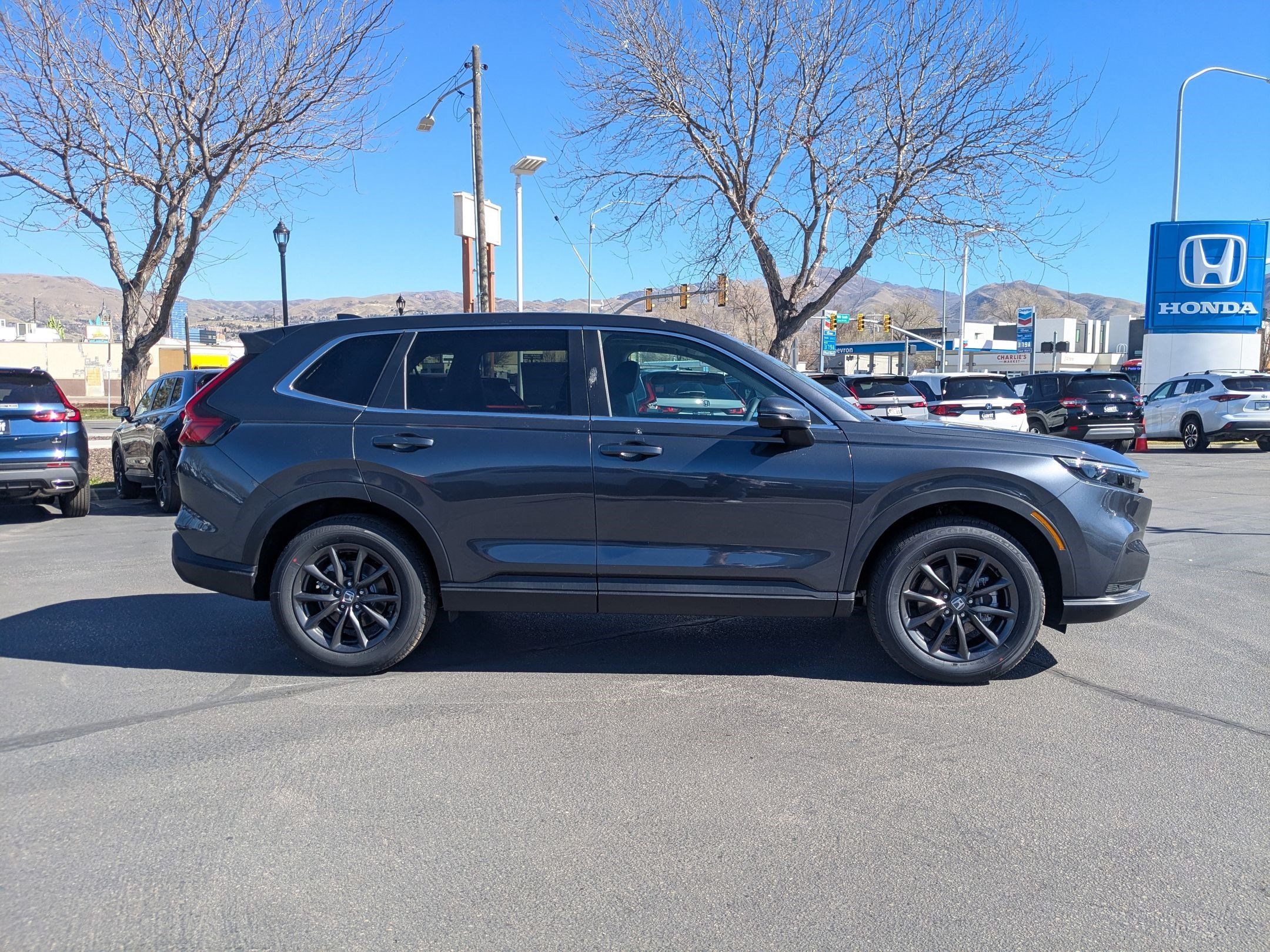 Used 2026 Honda CR-V EX-L image 2