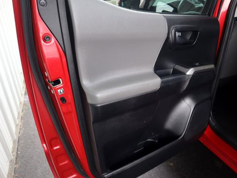 Used 2019 Toyota Tacoma SR5 image 51