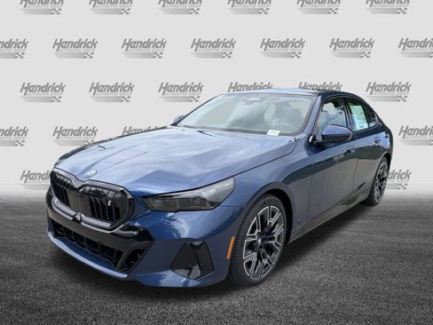 Used 2026 BMW i5 eDrive40 w/ M Sport Package image 5