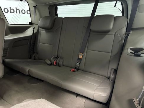 Used 2020 Chevrolet Tahoe Premier AWD/4WD image 32