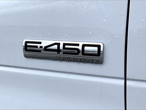 New 2025 Ford E-450 and Econoline 450 Super Duty w/ Power Equipment Group image 15